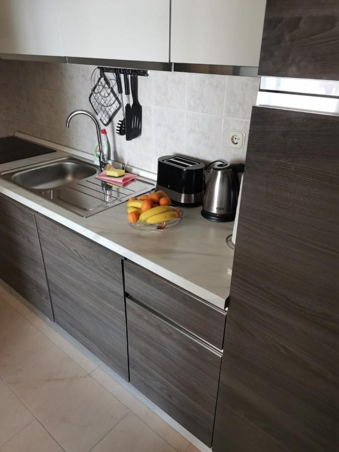 Apartments Becir Молунат Екстер'єр фото